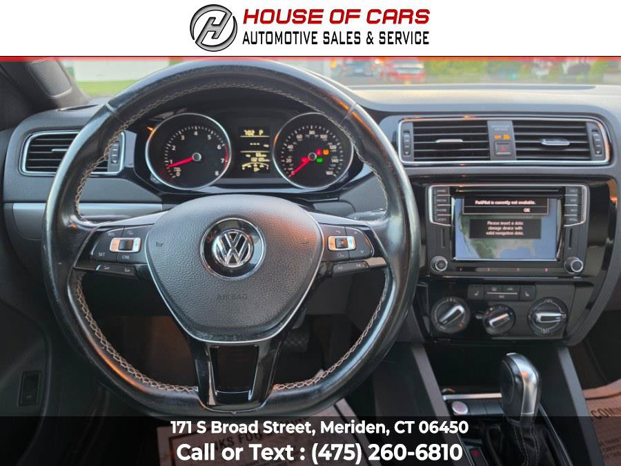 Used 2016 Volkswagen Jetta Sport FWD image 10