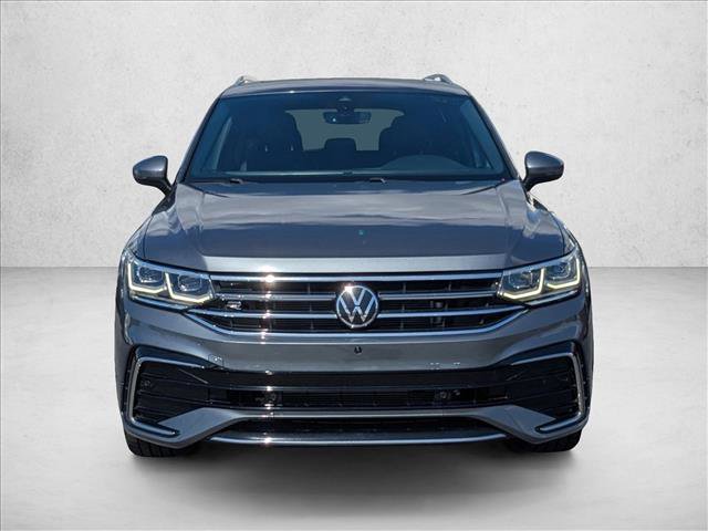 Used 2022 Volkswagen Tiguan SEL R-Line image 2