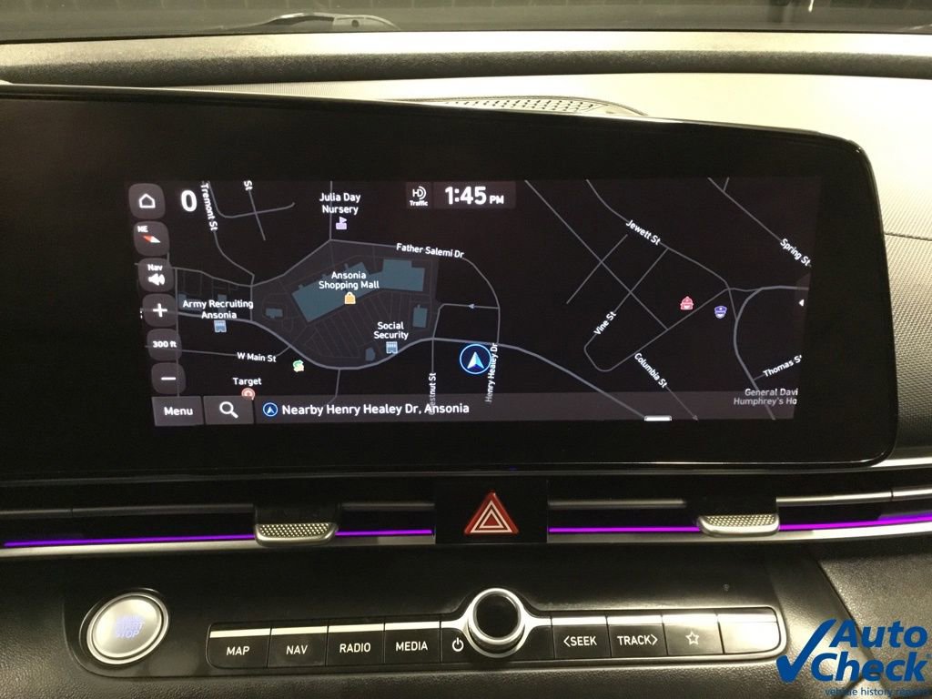 Used 2023 Hyundai Elantra Limited image 49