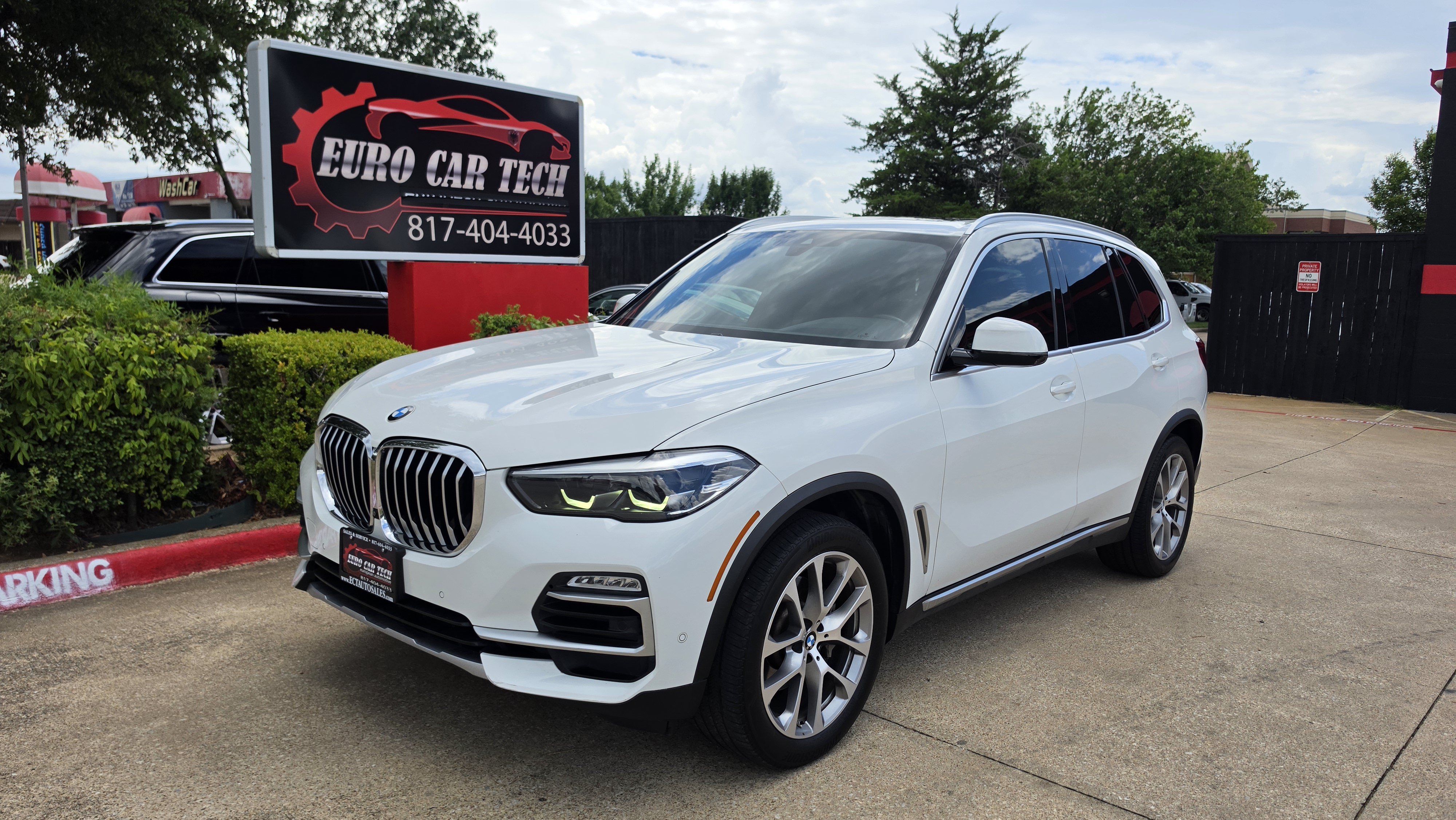 Used 2019 BMW X5 xDrive40i w/ Premium Package 2 AWD/4WD image 1
