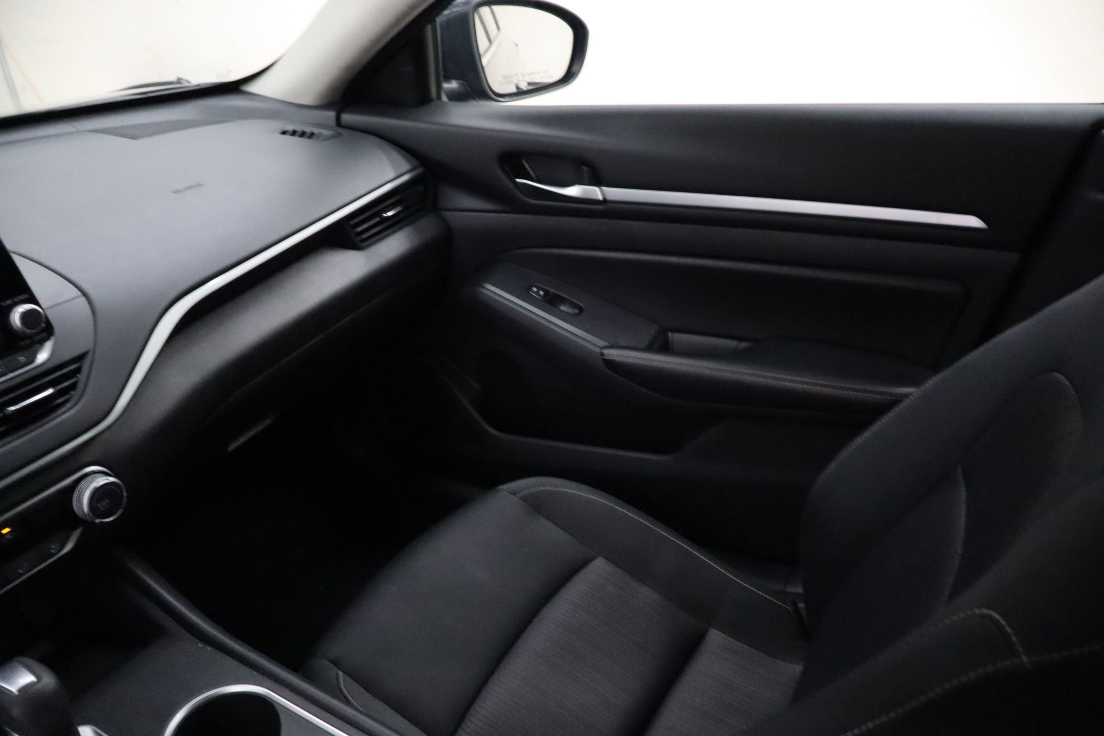 Used 2022 Nissan Altima 2.5 SV image 24