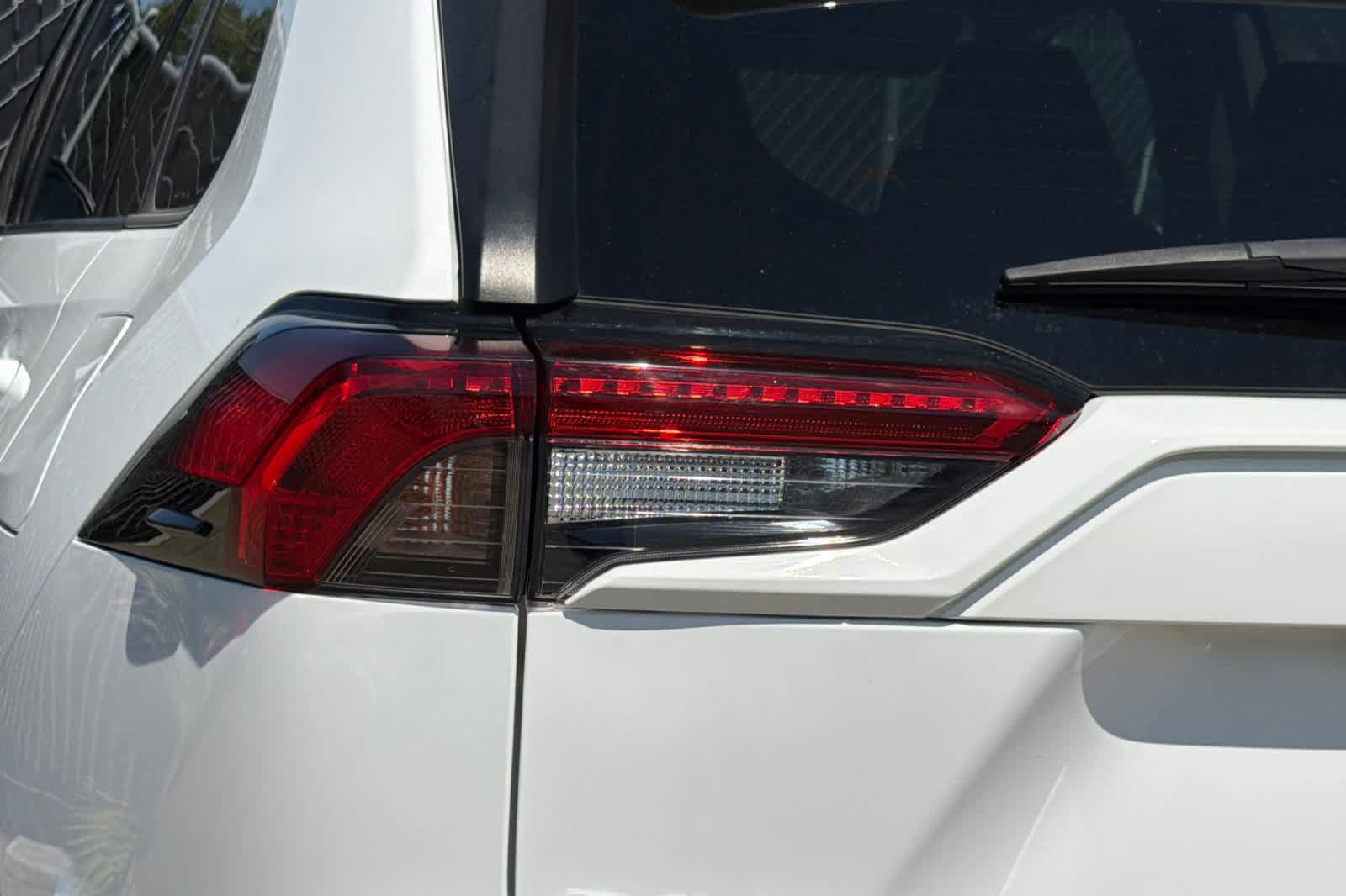 Certified 2022 Toyota RAV4 LE FWD image 23