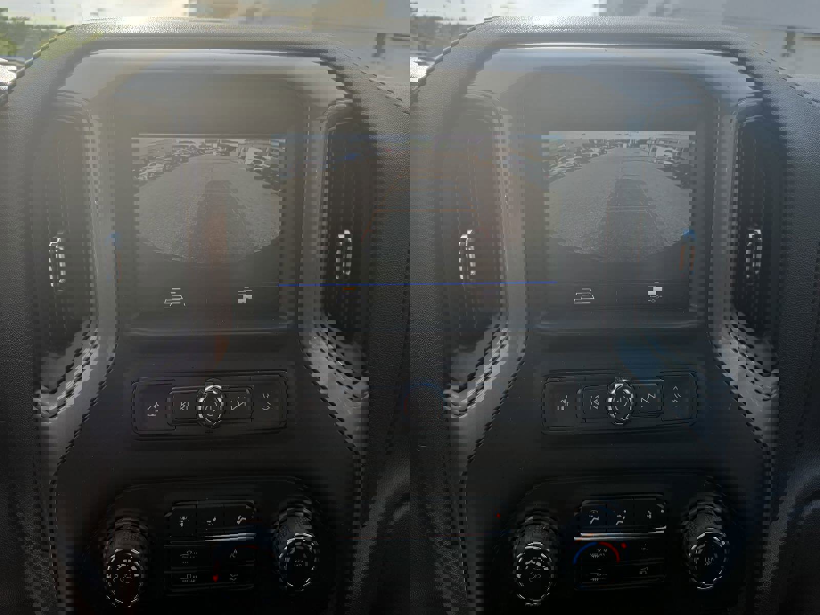 Used 2020 Chevrolet Silverado 1500 Custom Trail Boss w/ Custom Convenience Package image 26