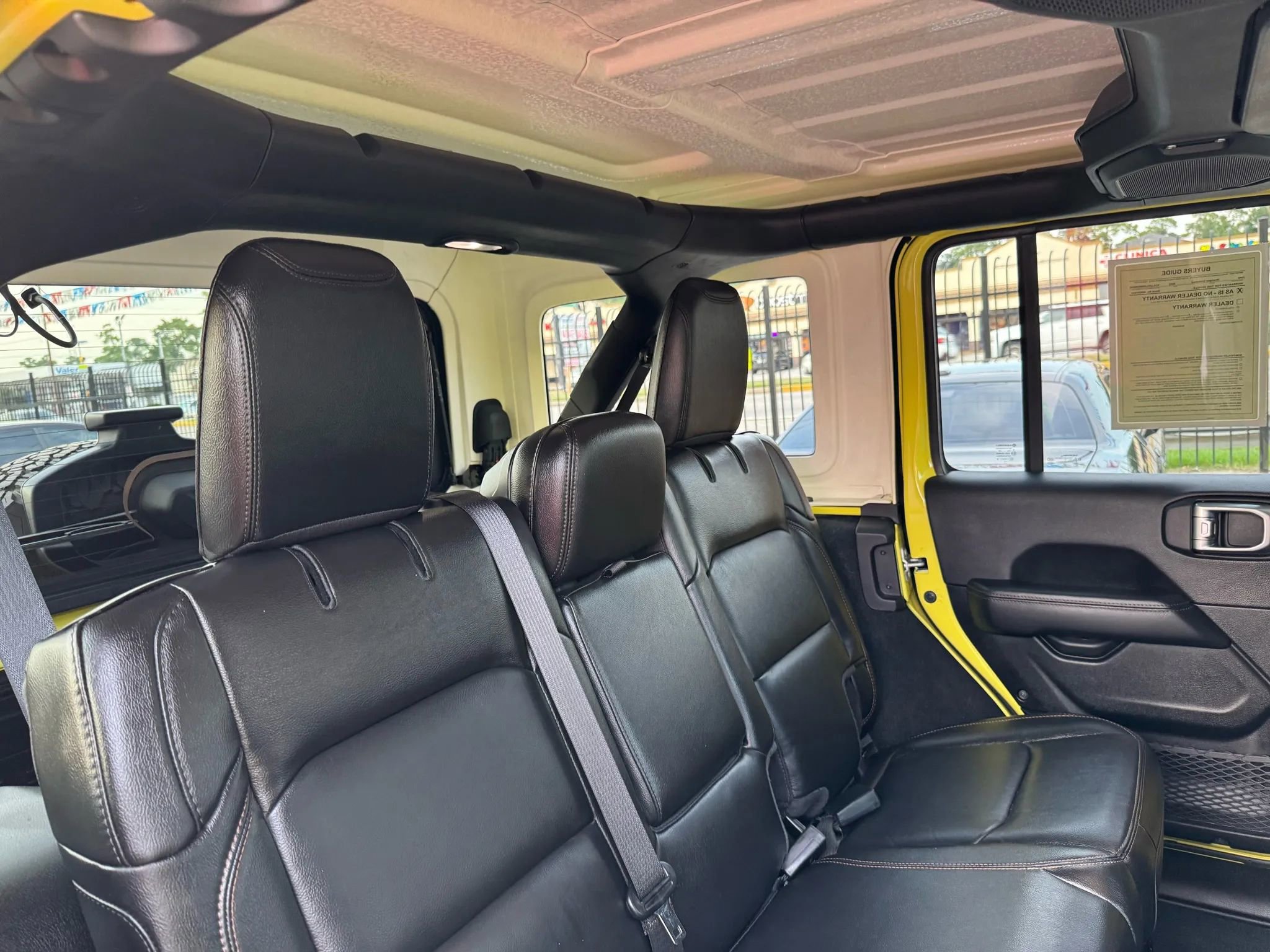 Used 2022 Jeep Wrangler Unlimited Rubicon w/ Dual Top Group image 35