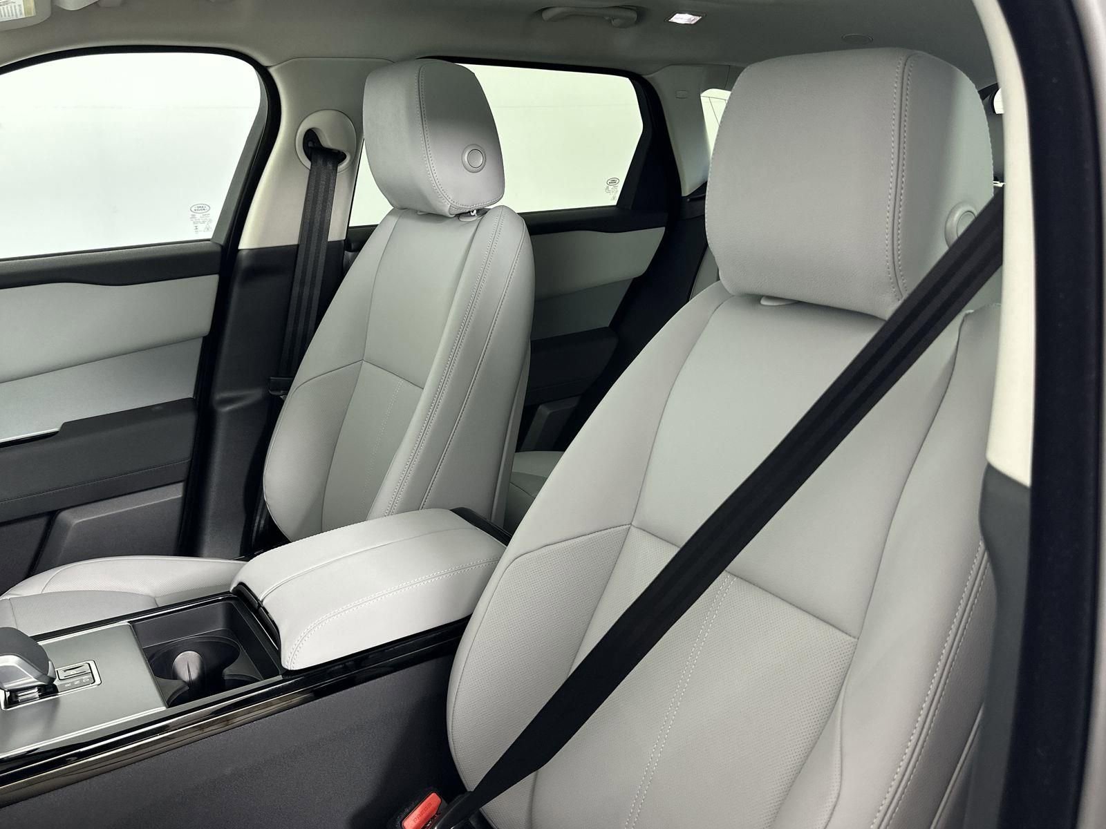 Certified 2024 Land Rover Range Rover Velar S image 27