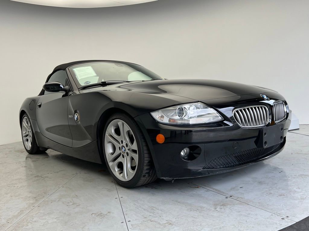 Used 2005 BMW Z4 3.0i RWD image 4
