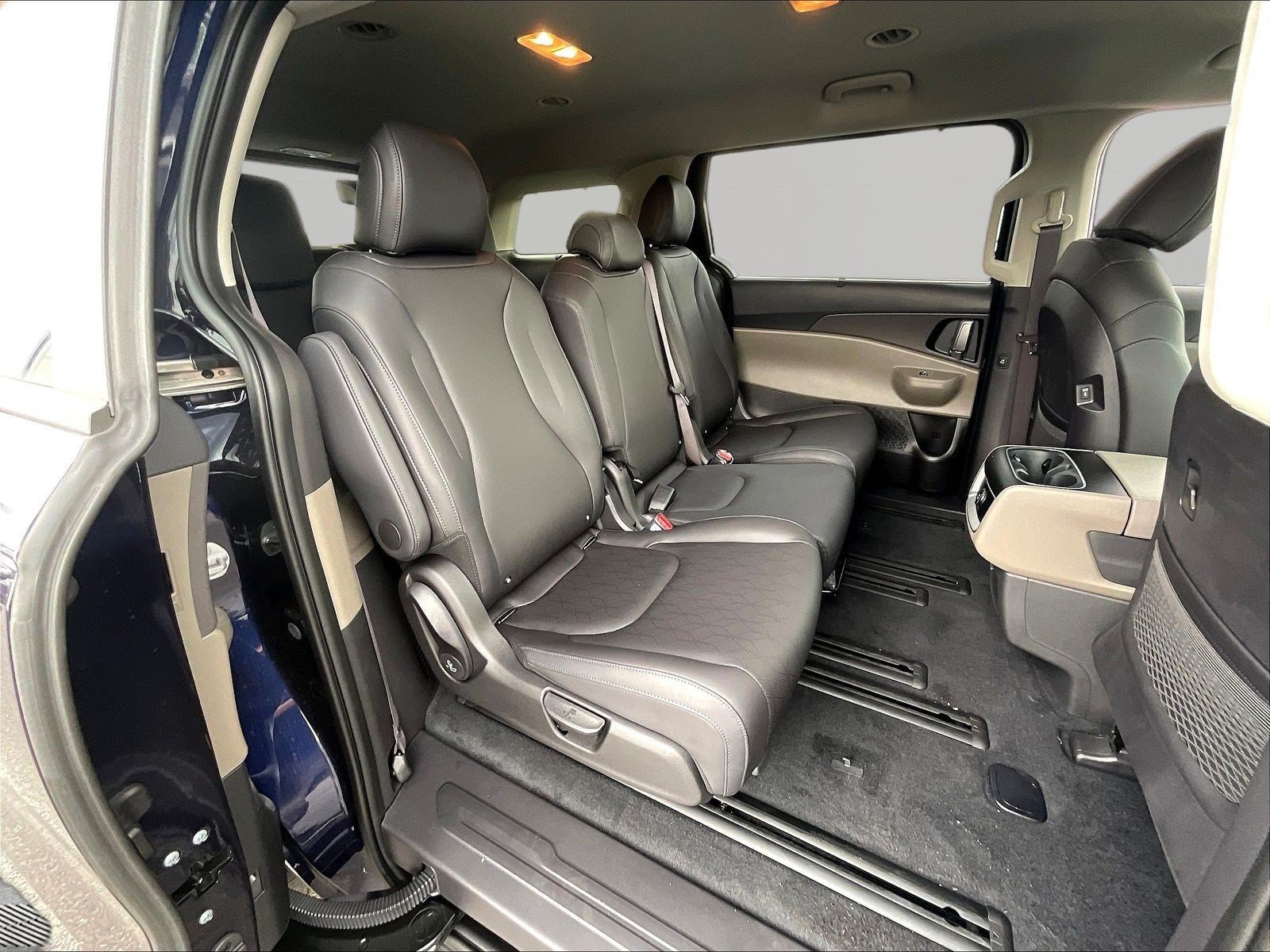 New 2027 Kia Carnival EX FWD image 20