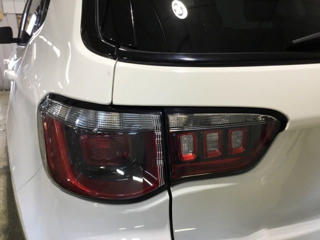 Used 2019 Jeep Compass Latitude AWD/4WD image 15