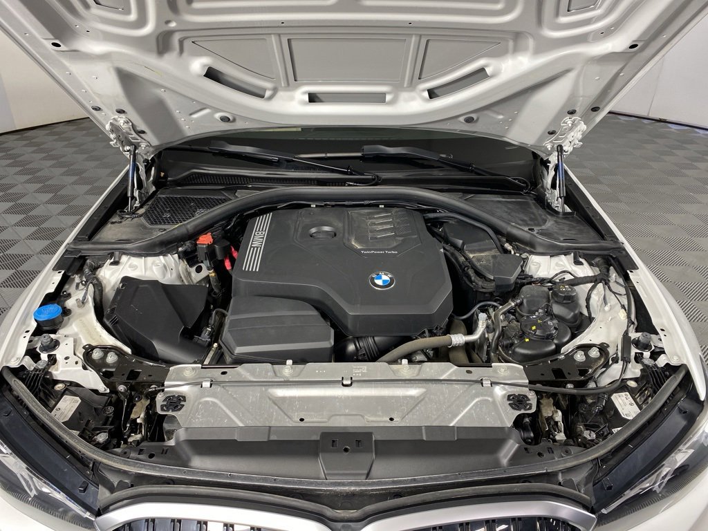 Certified 2023 BMW 330i xDrive Sedan w/ Driving Assistance Package image 13