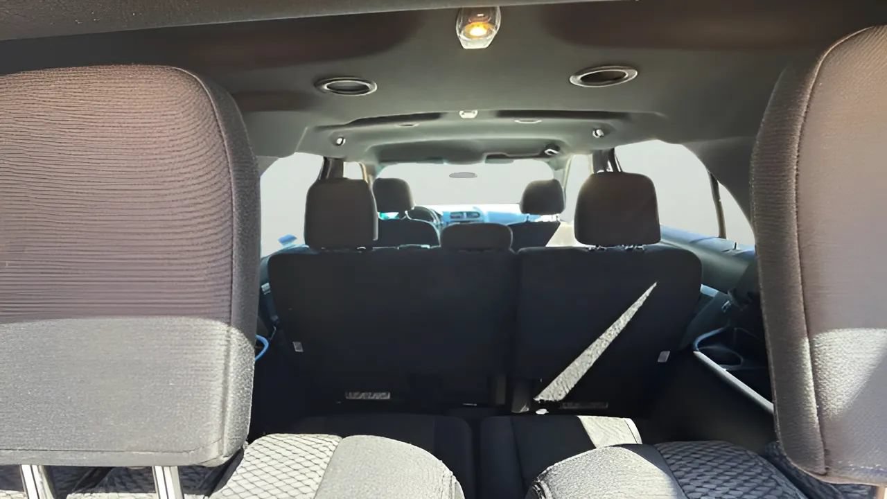 Used 2016 Ford Explorer XLT AWD/4WD image 11
