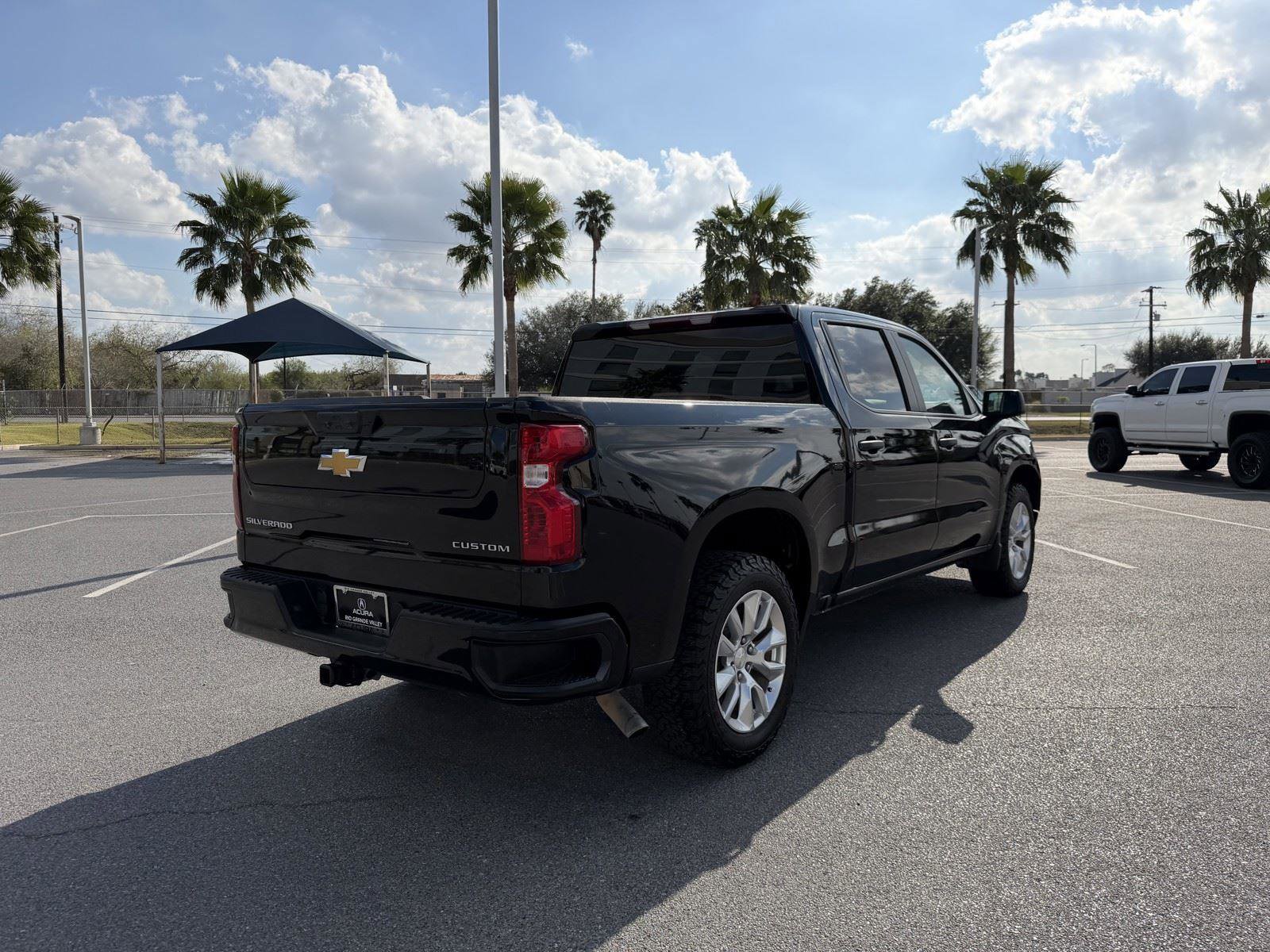 Used 2024 Chevrolet Silverado 1500 Custom image 17