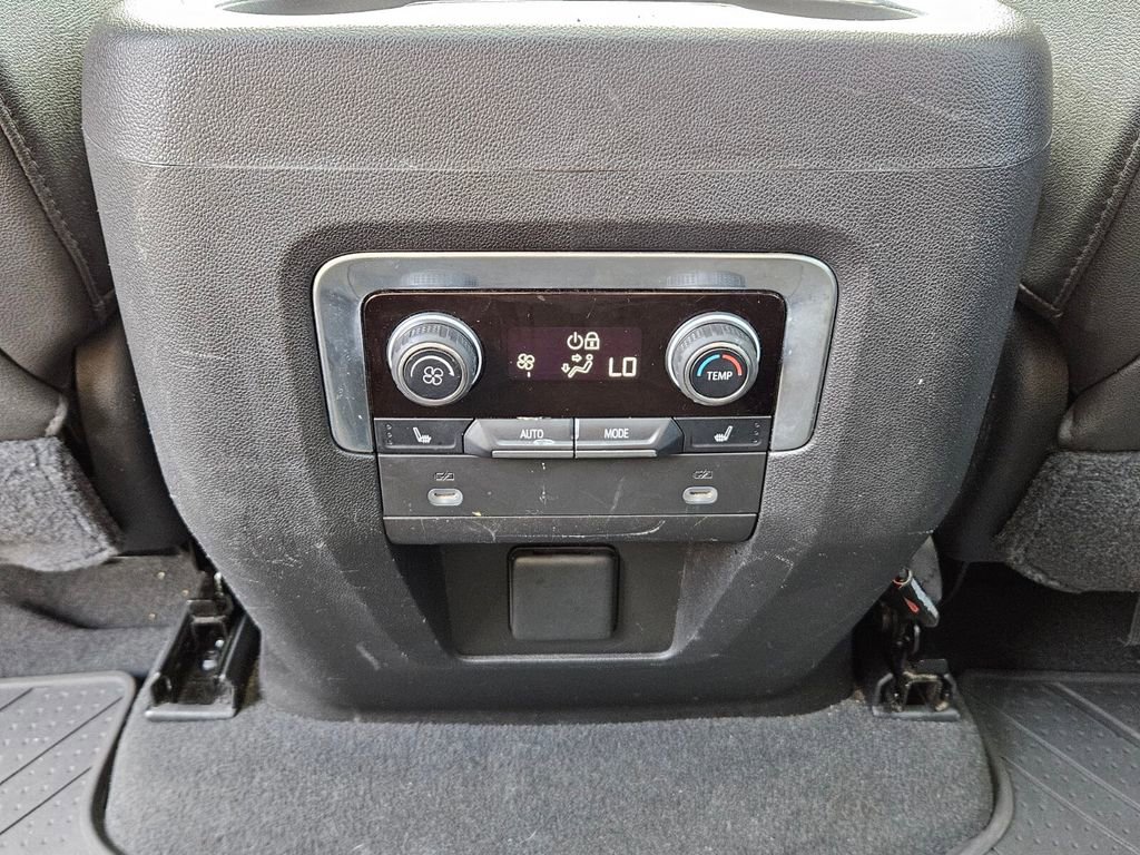 Used 2021 Chevrolet Tahoe RST w/ Luxury Package image 8