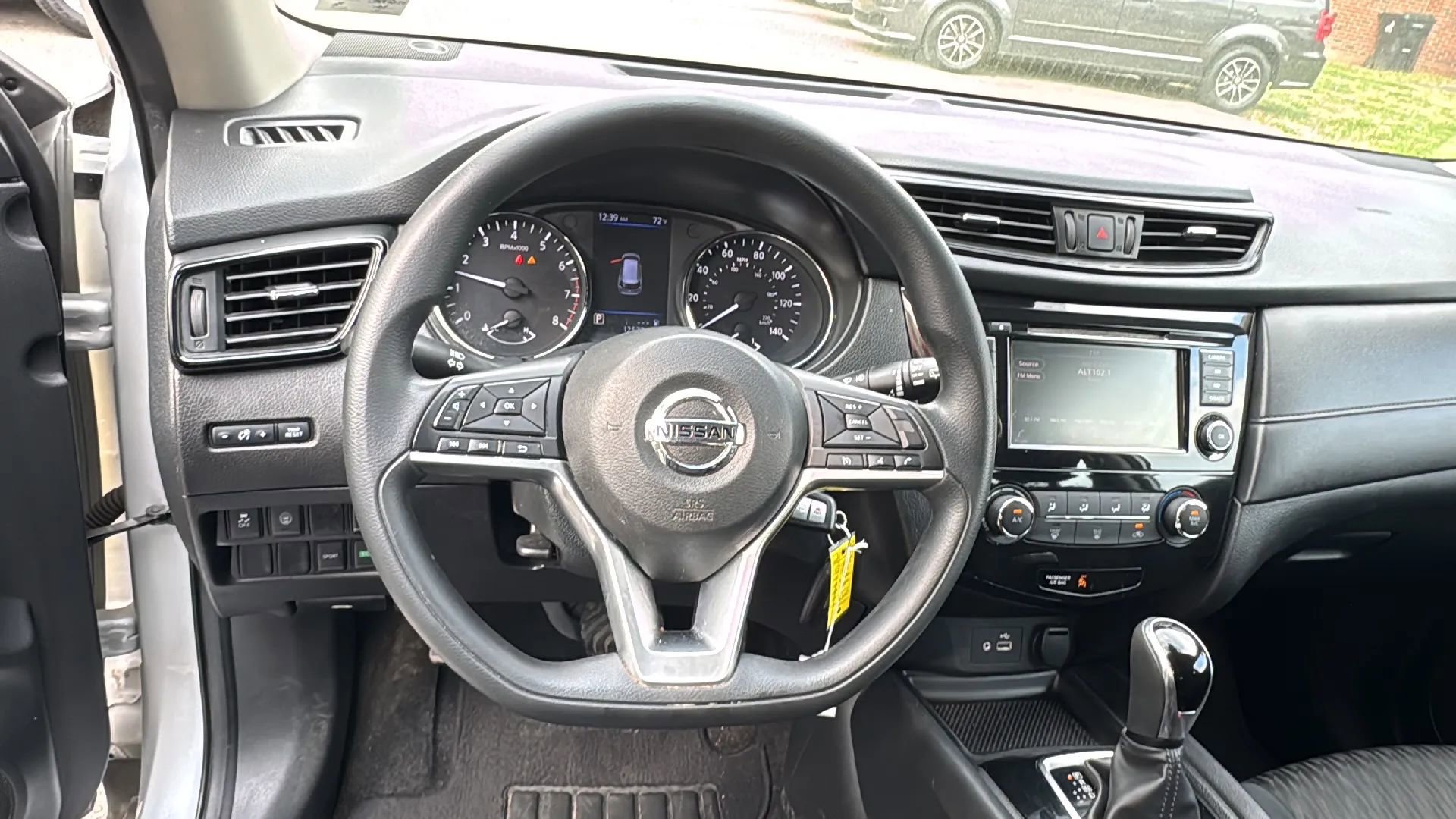 Used 2019 Nissan Rogue S image 9