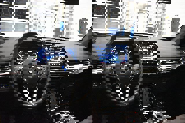 Used 2025 BMW X1 xDrive28i image 25