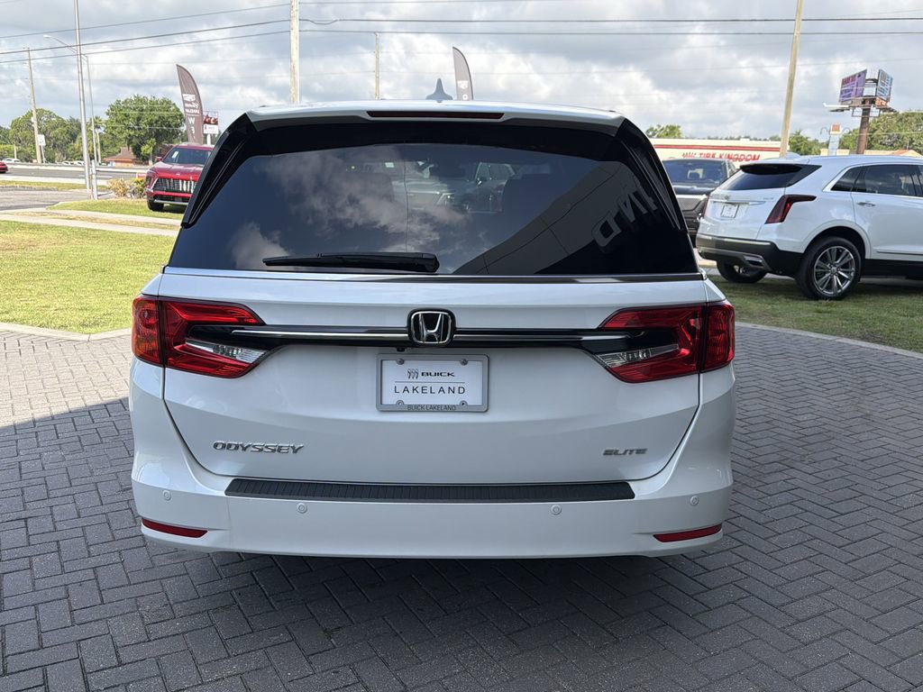 Used 2022 Honda Odyssey Elite image 5