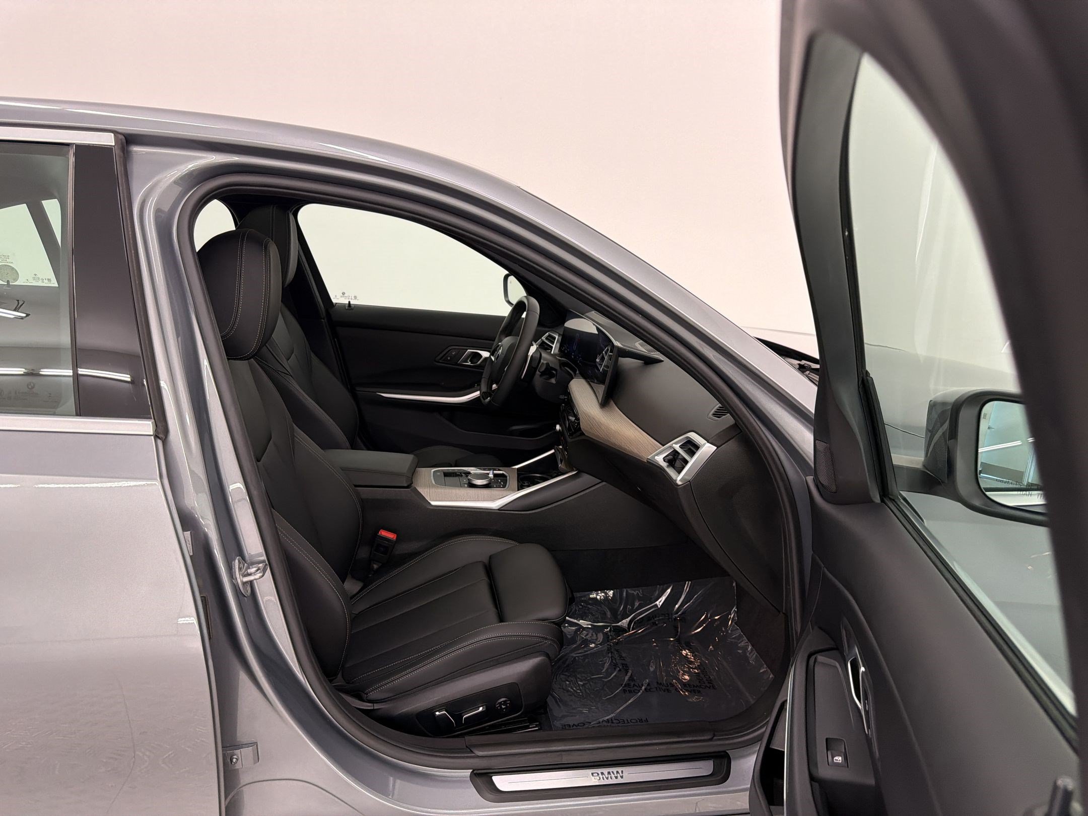 Used 2025 BMW 330i Sedan RWD image 26