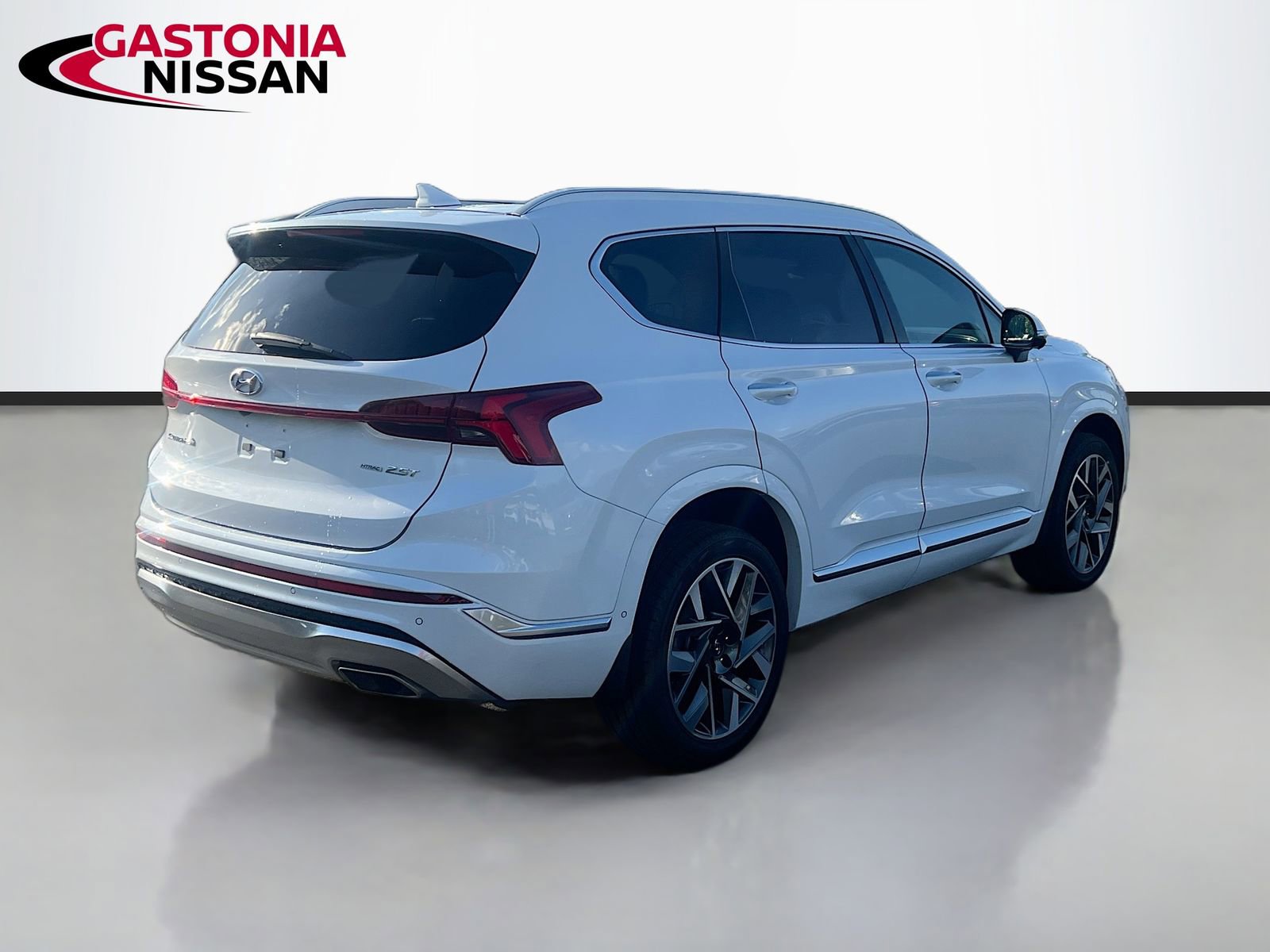 Used 2023 Hyundai Santa Fe Calligraphy image 9