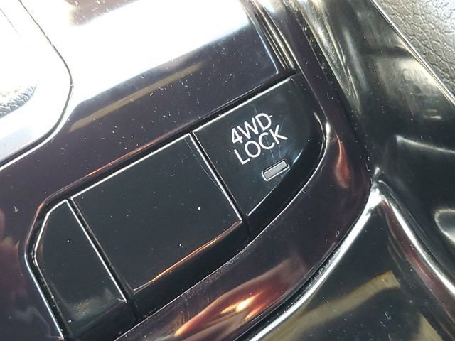 Used 2024 Jeep Compass Limited image 27