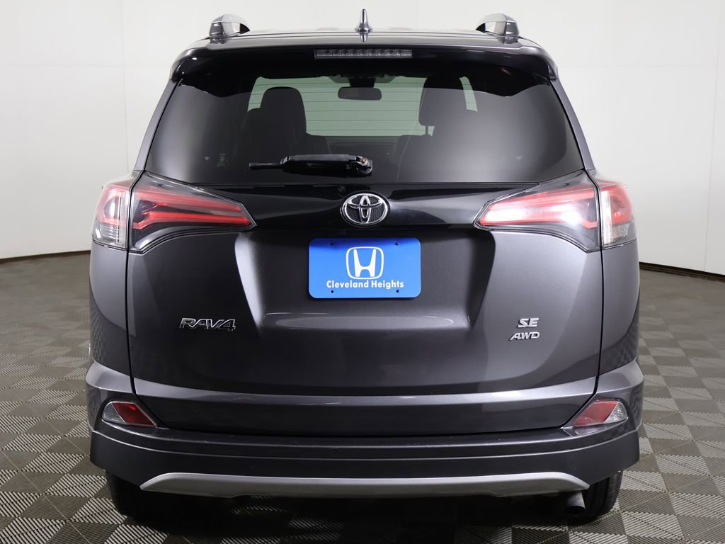 Used 2018 Toyota RAV4 SE w/ All Weather Liner Package image 12
