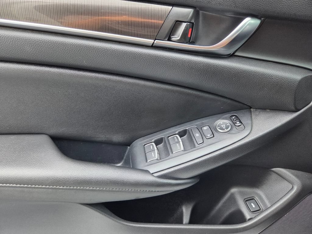 Used 2020 Honda Accord Sport image 33