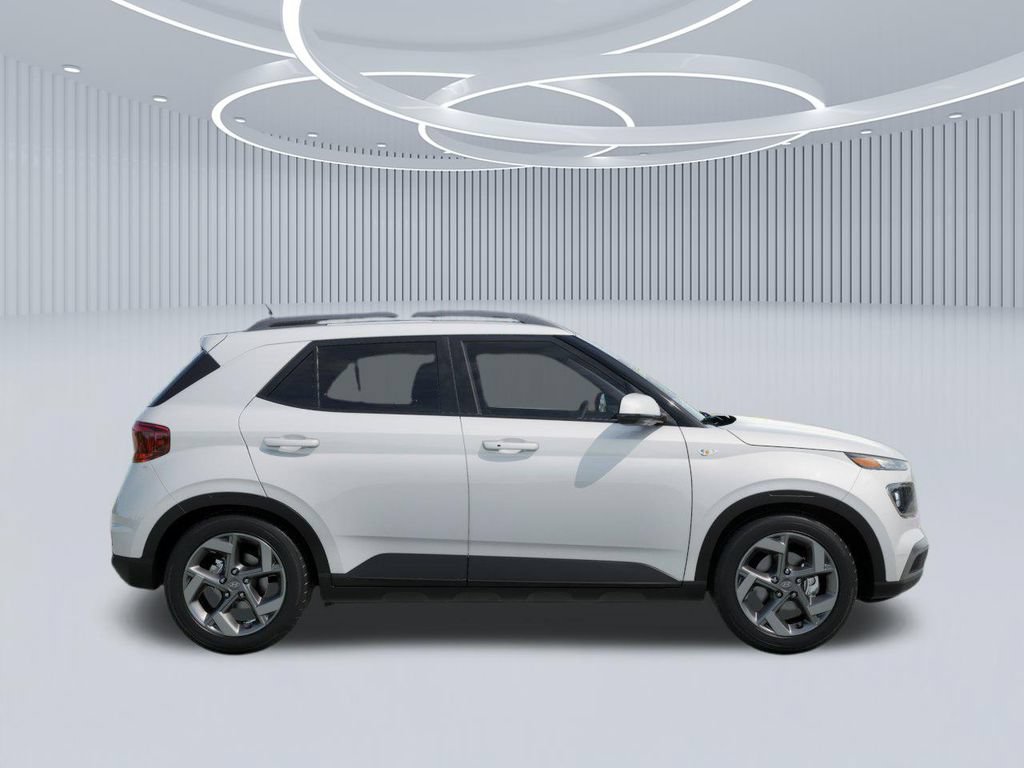 New 2026 Hyundai Venue SEL FWD image 7