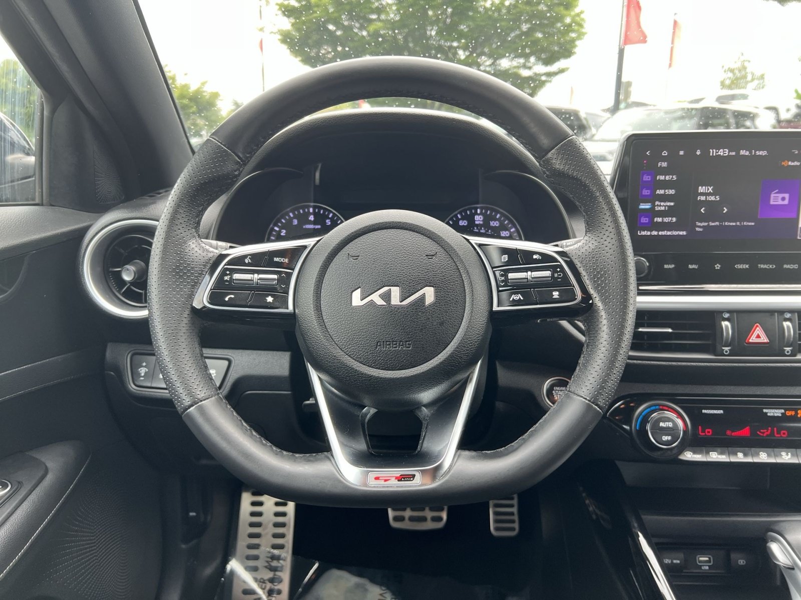 Used 2023 Kia Forte GT-Line w/ GT-Line Technology Package FWD image 15