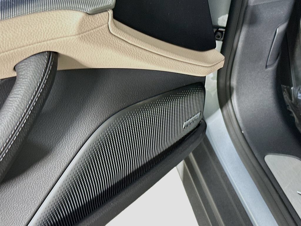 New 2026 Porsche Panamera RWD image 21