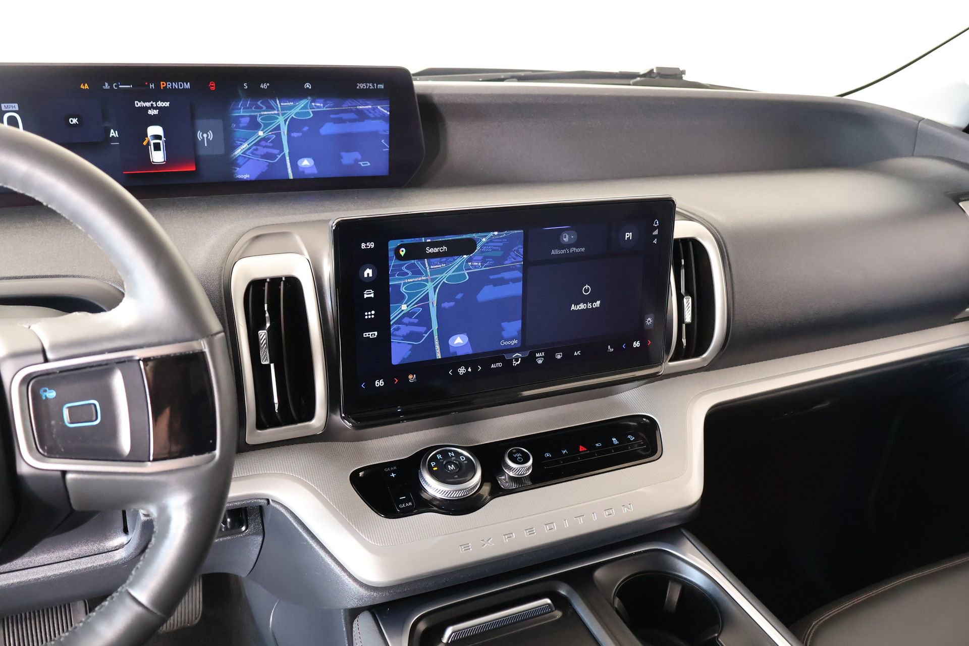 Used 2025 Ford Expedition Active image 5