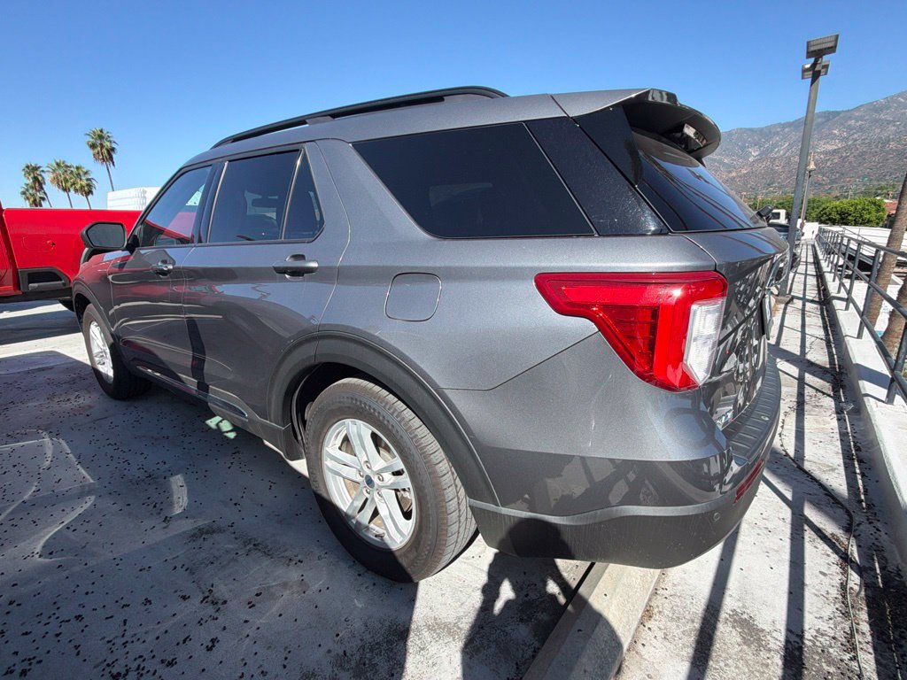 Used 2022 Ford Explorer XLT w/ Equipment Group 202A RWD image 5