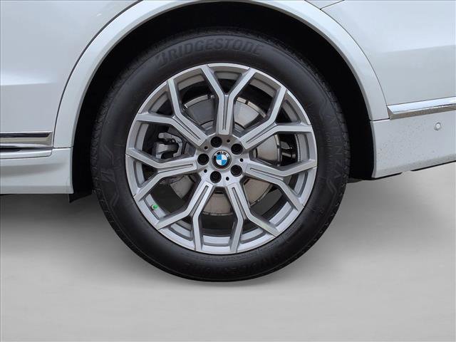 Used 2026 BMW X7 xDrive40i image 26