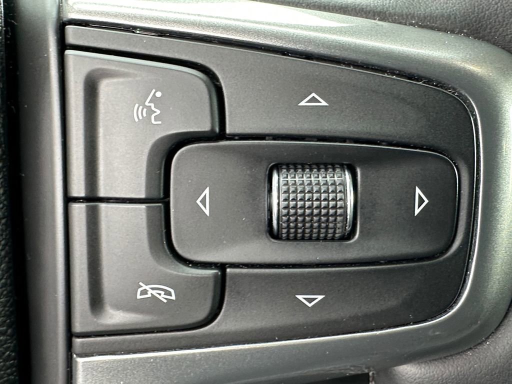 Used 2024 Chevrolet Silverado 1500 LT image 28