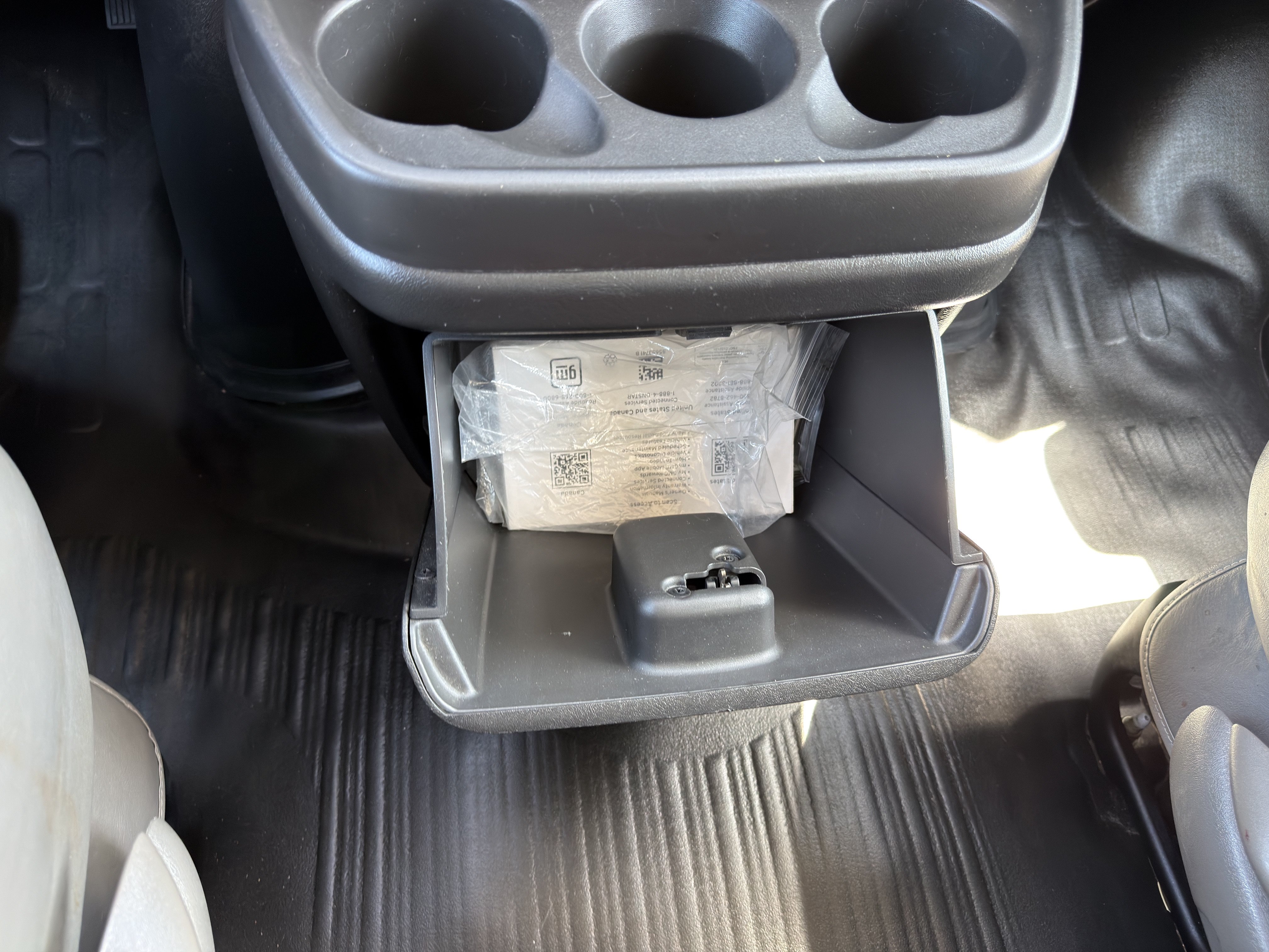 Used 2025 GMC Savana 2500 w/ Driver Convenience Package RWD image 28