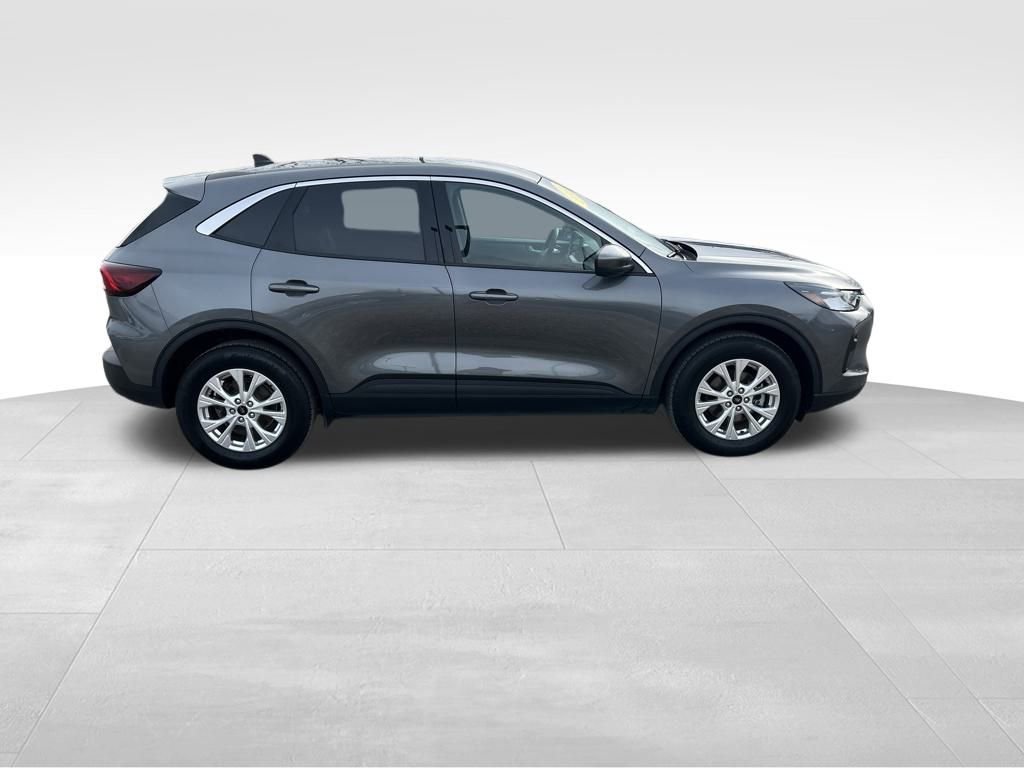 Used 2023 Ford Escape Active w/ Tech Pack #2 image 8