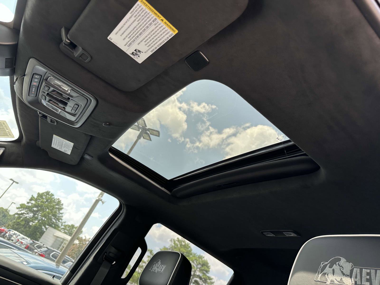 New 2025 GMC Sierra 2500 AT4X w/ AT4X AEV Edition image 17