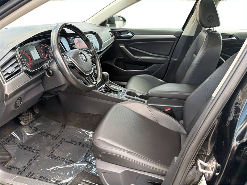 Used 2019 Volkswagen Jetta SE FWD image 10