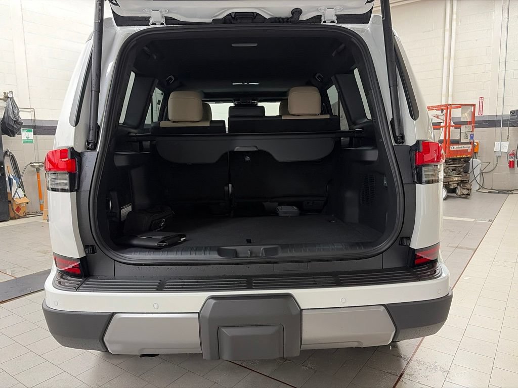 New 2026 Lexus GX 550 AWD/4WD image 13