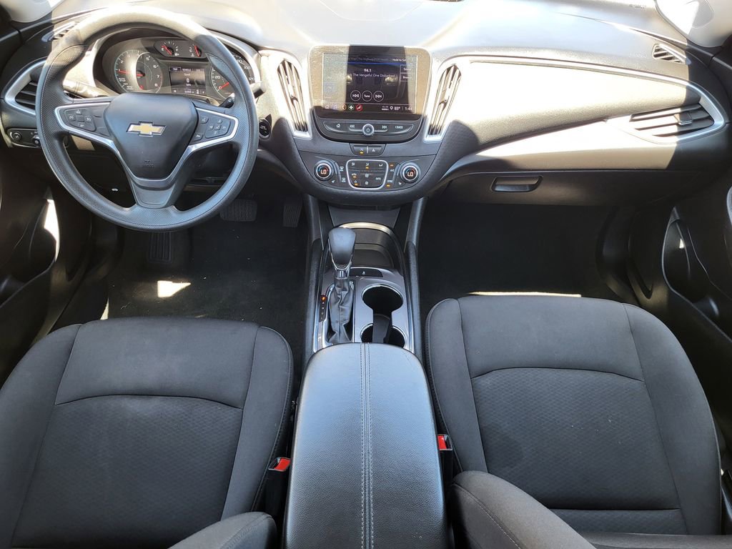 Used 2022 Chevrolet Malibu LT FWD image 21