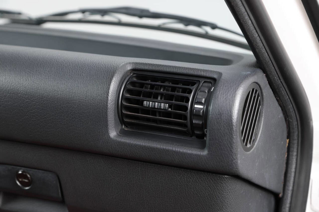 Used 1988 BMW M3 Coupe image 47