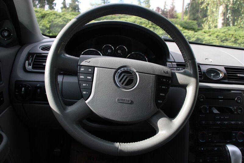 Used 2005 Mercury Montego Premier FWD image 17