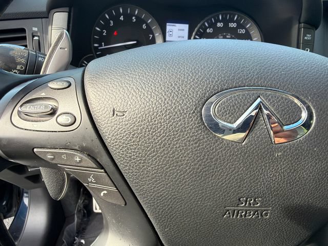 Used 2016 INFINITI Q70 3.7 w/ Sport Package AWD/4WD image 30