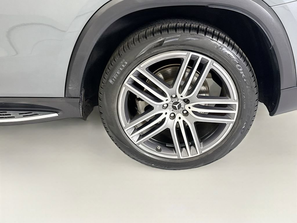 Used 2022 Mercedes-Benz GLS 450 4MATIC image 30