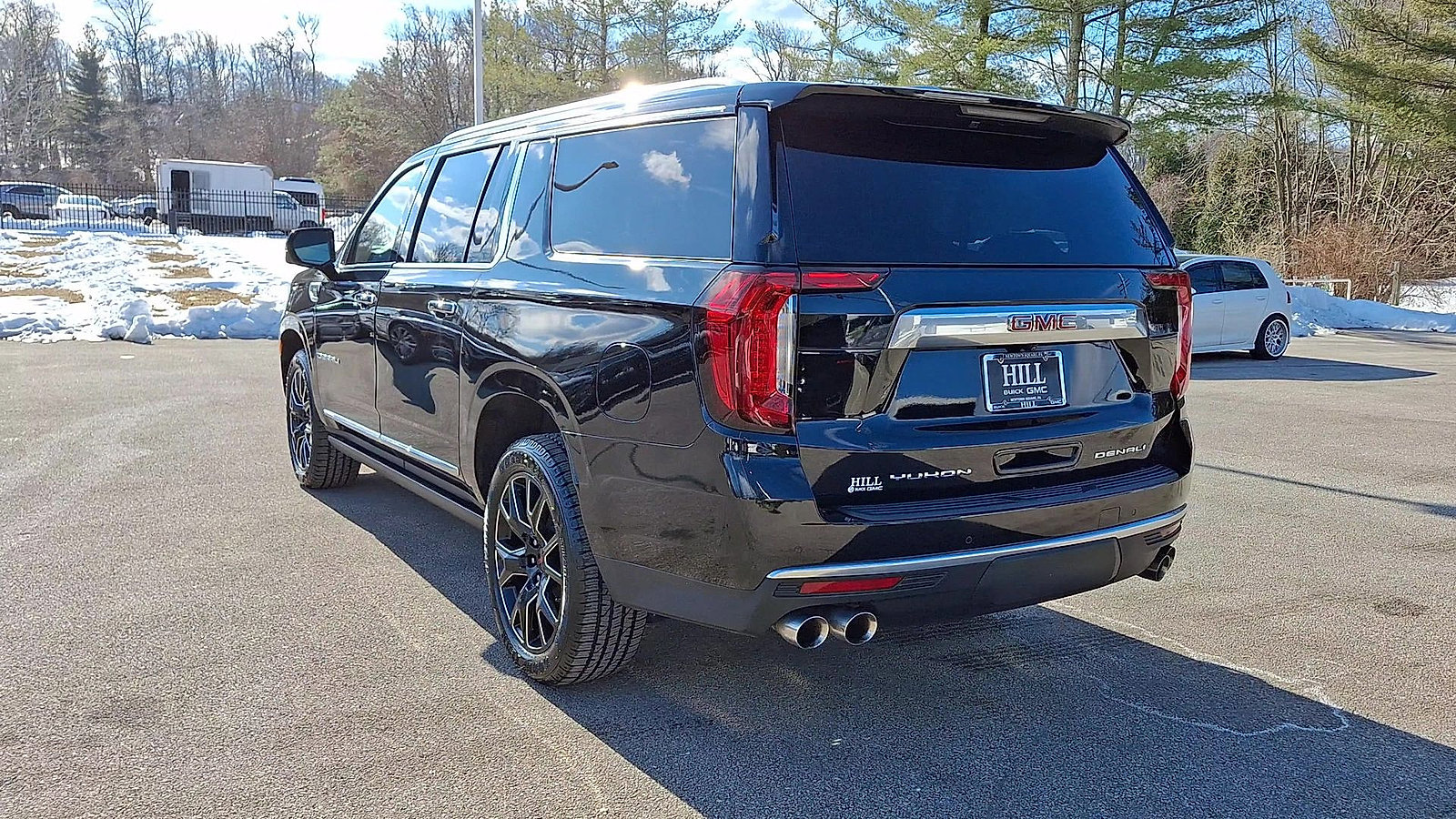 Certified 2023 GMC Yukon XL Denali image 7