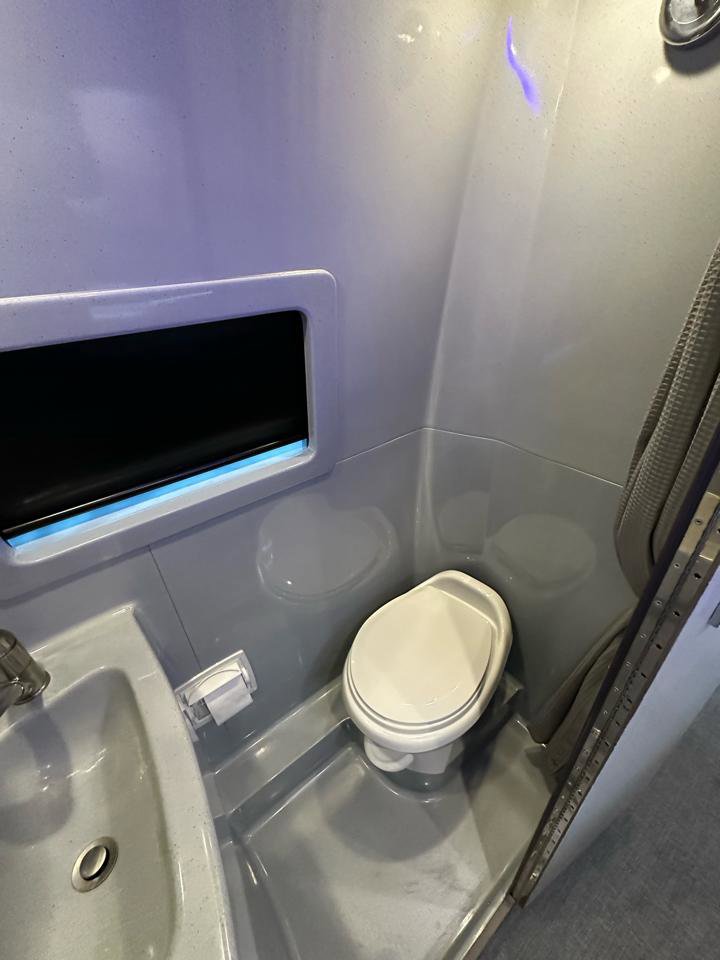 Used 2024 Mercedes-Benz Sprinter 3500 image 53