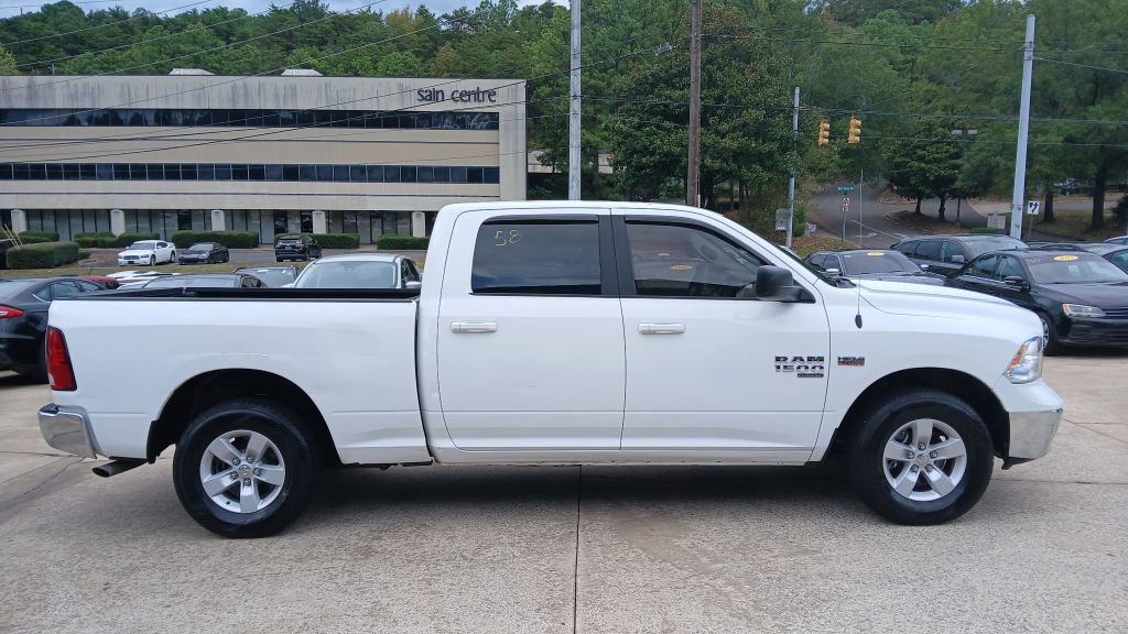 Used 2020 RAM 1500 Classic SLT image 8