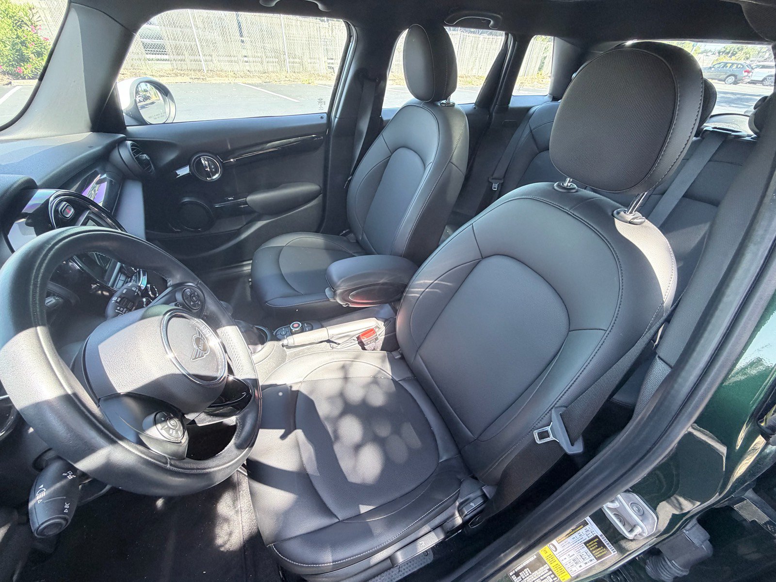 Used 2019 MINI Cooper 4-Door Hardtop FWD image 8
