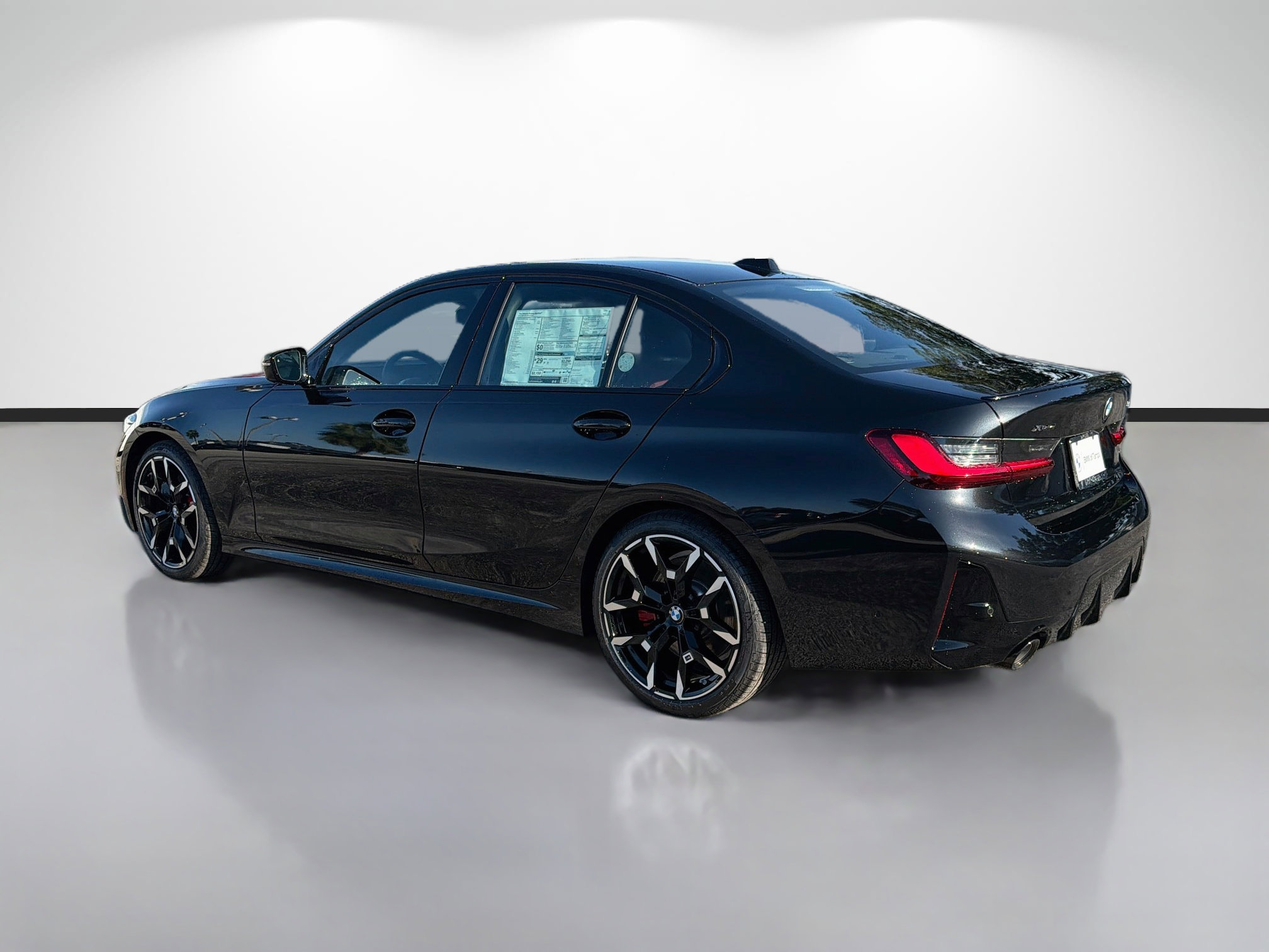 New 2026 BMW 330i xDrive Sedan w/ M Sport Package AWD/4WD image 5