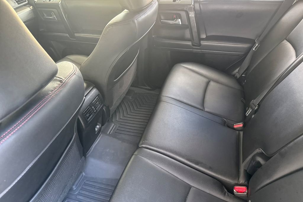 Used 2021 Toyota 4Runner TRD Off-Road Premium AWD/4WD image 12