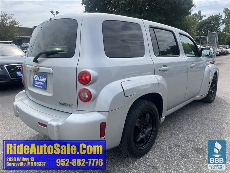 Used 2011 Chevrolet HHR LT FWD image 5