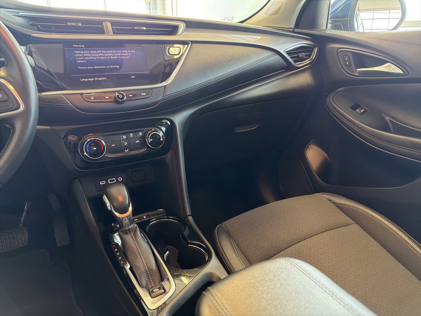 Used 2020 Buick Encore GX Preferred AWD/4WD image 21