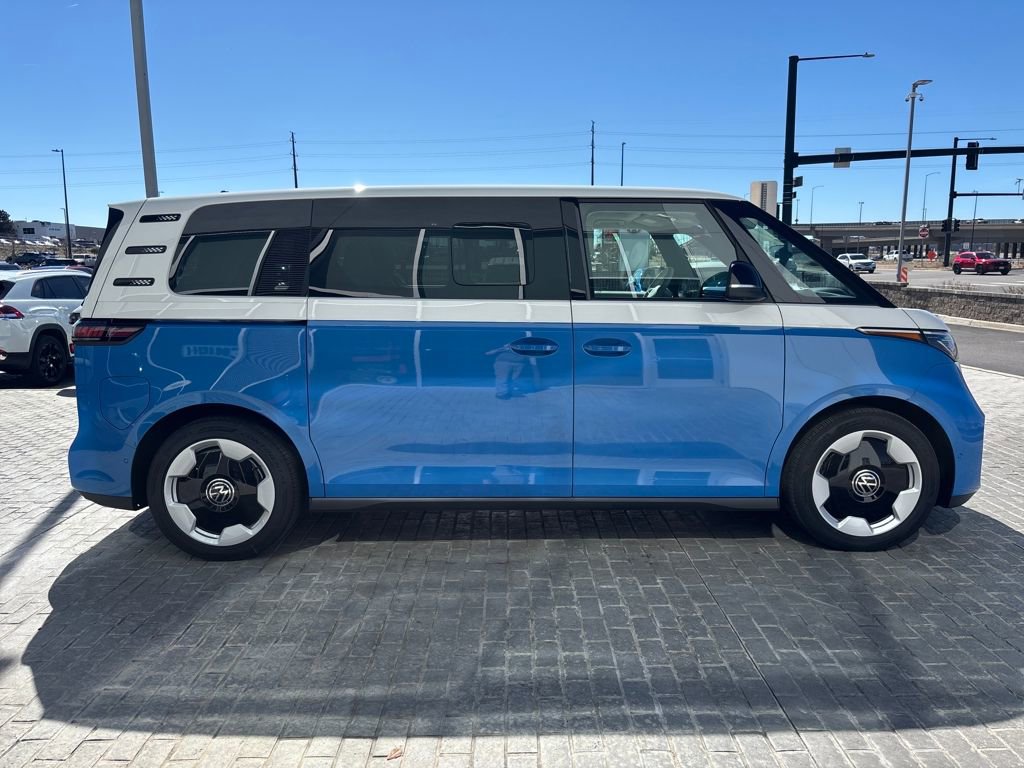 New 2025 Volkswagen ID. Buzz Pro S Plus AWD/4WD image 7